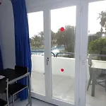 Residencial Centro Playa Pensión Corralejo