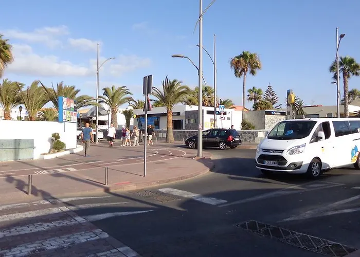 Habitaciones Residencial Corralejo Centro Playa Гостевой дом *