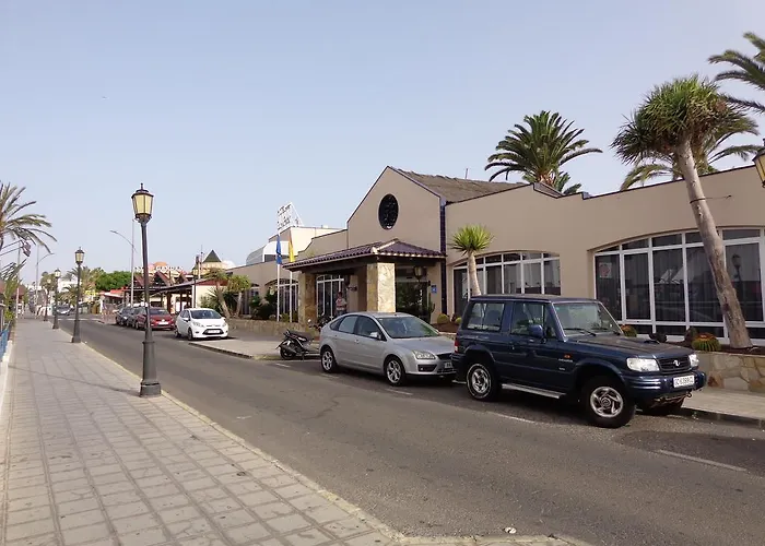 Гостевой дом Habitaciones Residencial Corralejo Centro Playa Коральео