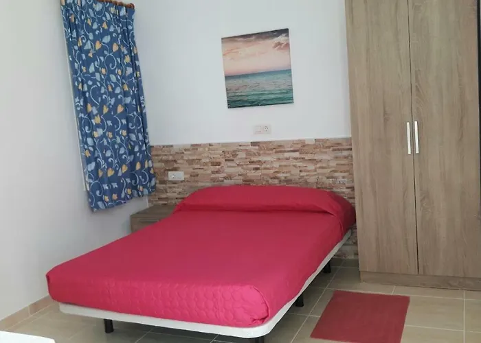 Habitaciones Residencial Corralejo Centro Playa Гостевой дом Коральео