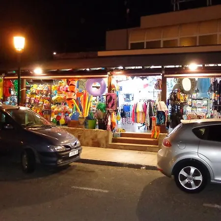 Πανσιόν Residencial Centro Playa Κοραλέχο